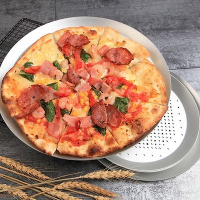 Geperforeerd Aluminiumbaksel Tray Round Hard Anodised 16 Duim Geperforeerd Pizzadienblad