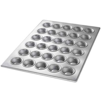 Zilveren Gecanneleerd Aluminiumbaksel Tray In Microwave Foodservice NSF 26200 Legering Mini Bundt Cake Pans